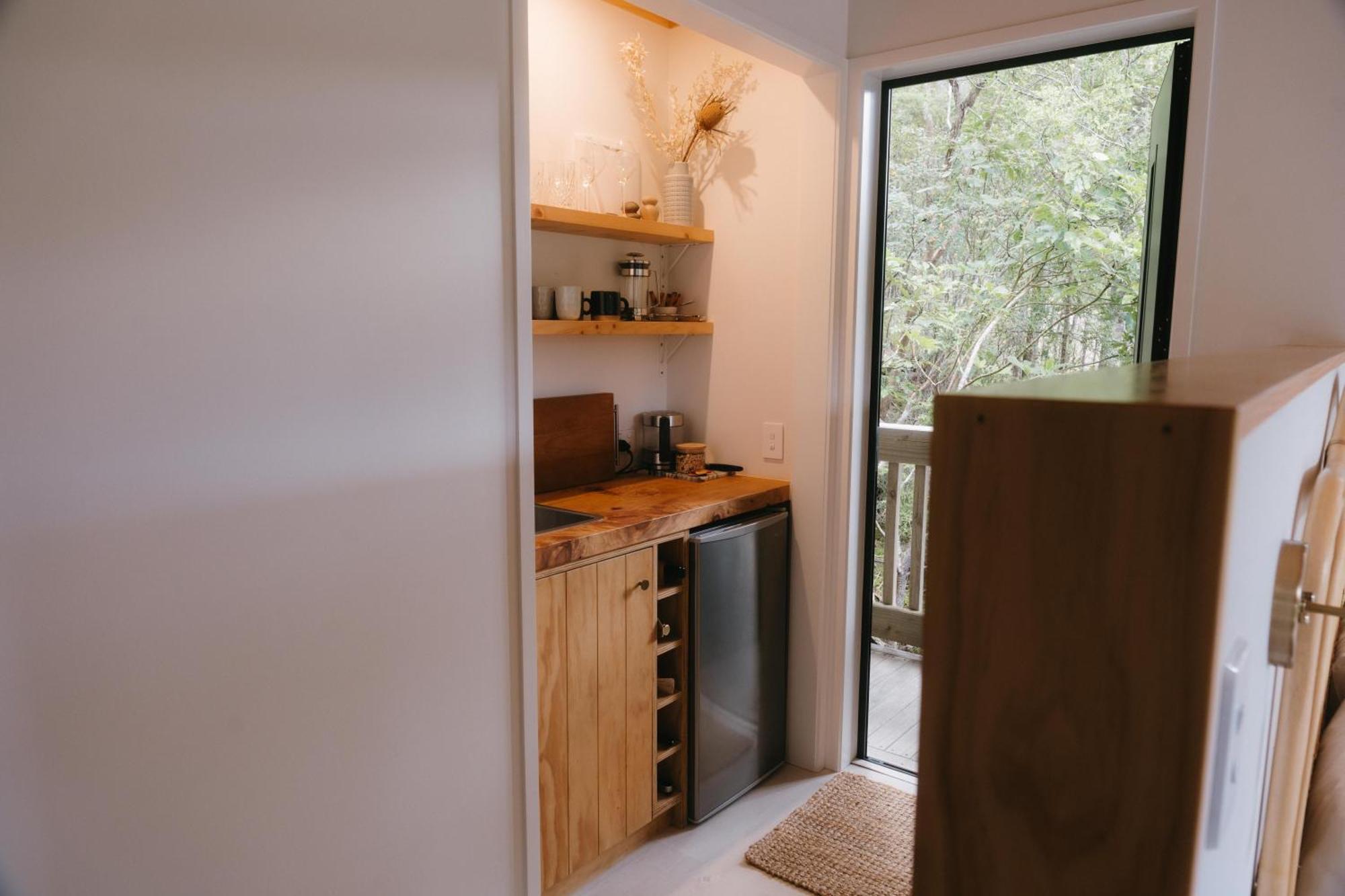 Treetop Tranquility At Rekindle Tree Houses Opua Esterno foto